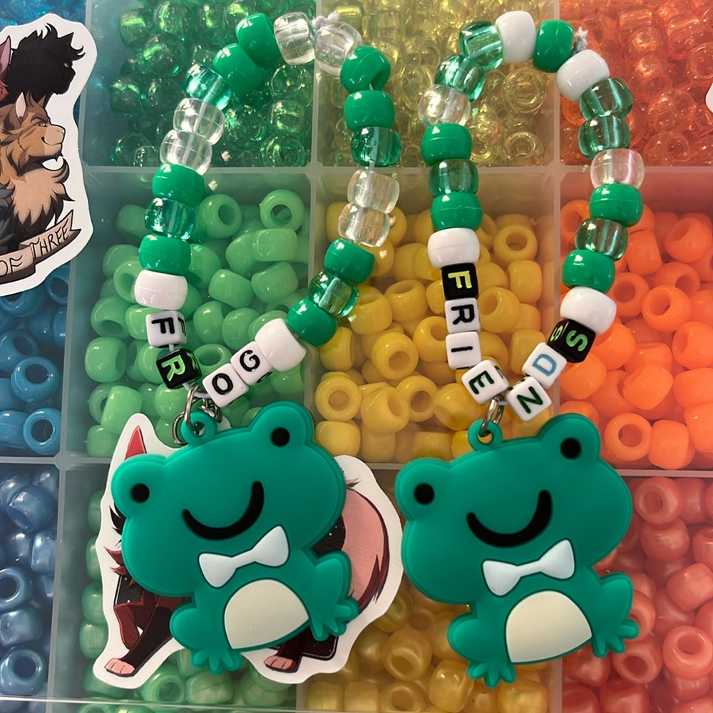 Bestie matching bracelets - Frog themed